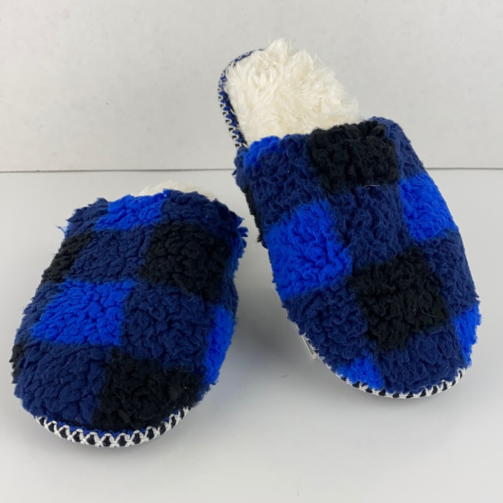 Size 7 Blue Plaid MUK LUKS Faux Shearling Scuff Slippers